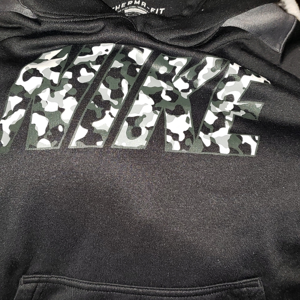 Boys Nike Sweatshirt size 10